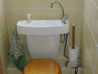 Lave-mains adaptable sur WC existant WiCi Concept - Monsieur T (64)